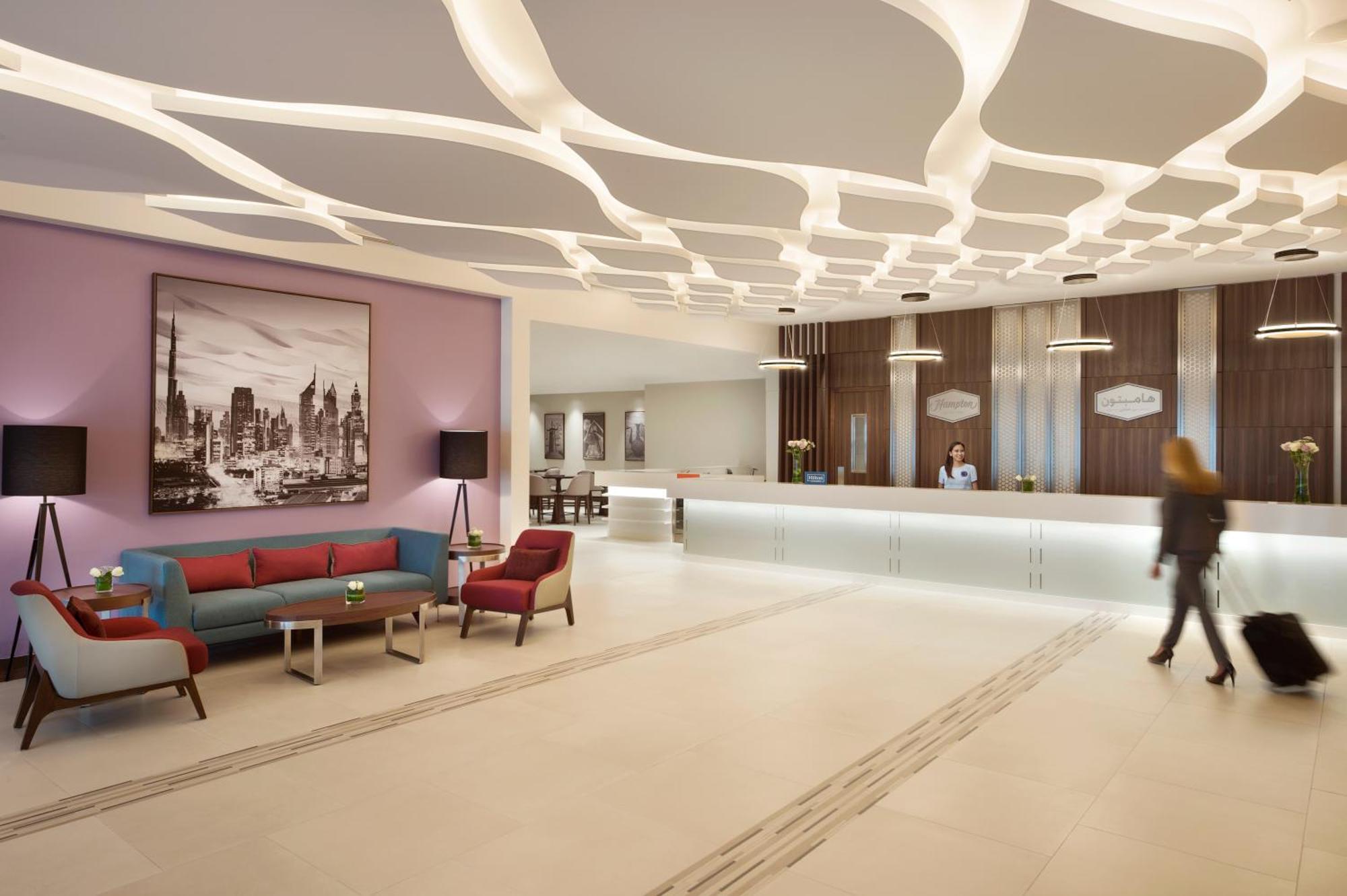 Hampton By Hilton Dubai Airport Hotel Exterior photo